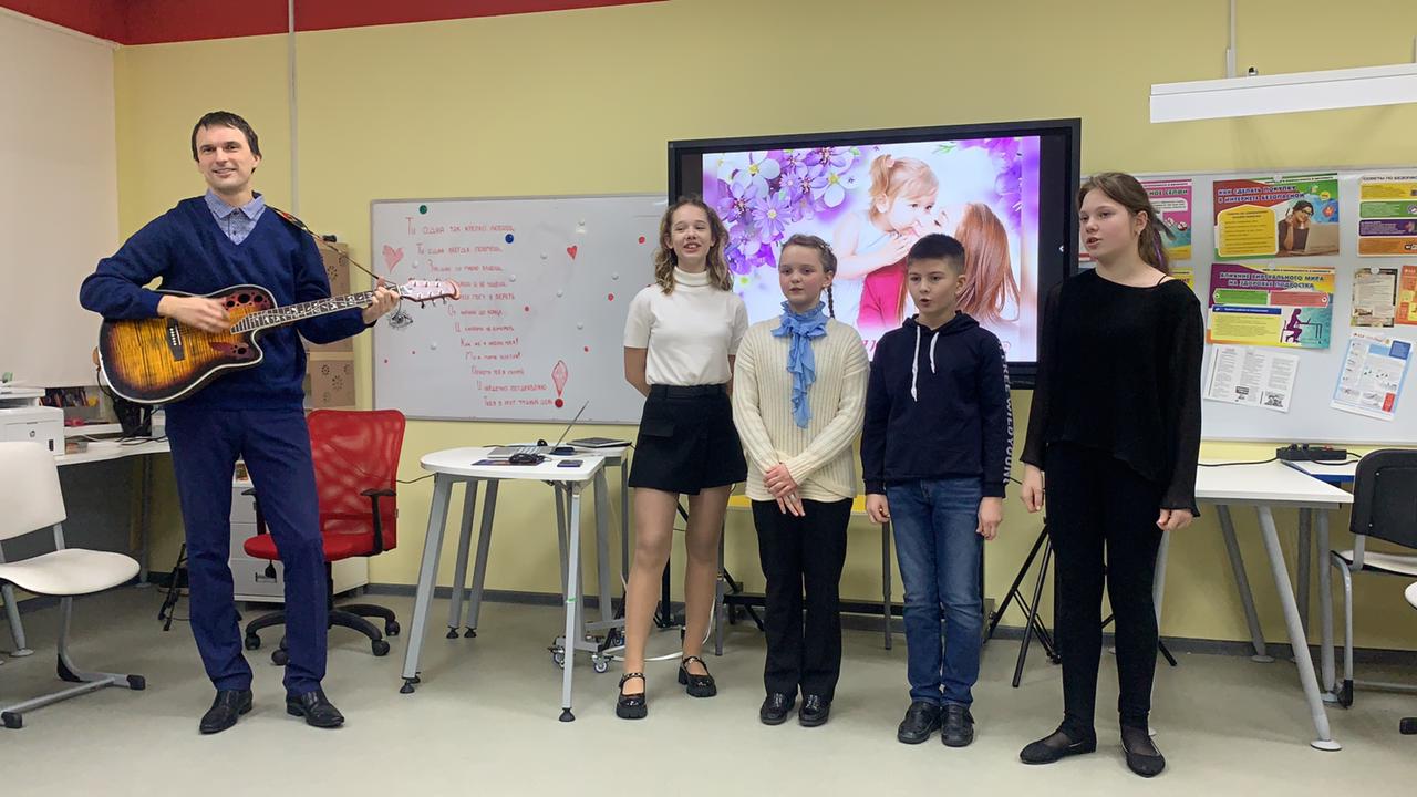 Классное мероприятие с родителями, посвящённое Дню матери