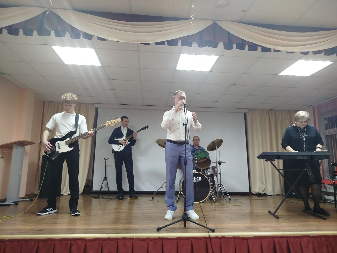 Вечер встреч выпускников